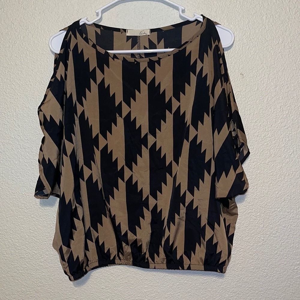Lush top